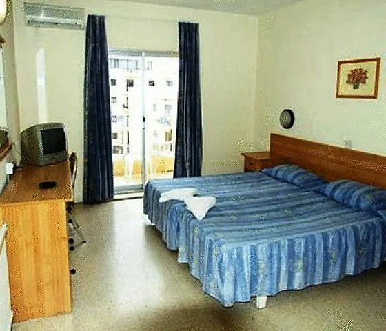 Qawra Inn